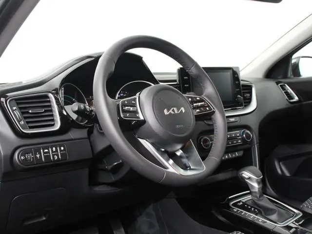 Kia XCeed 1.6 GDi PHEV 140pk DynamicLine  Navigatie Camera Climate Control Cruise control adaptive L...