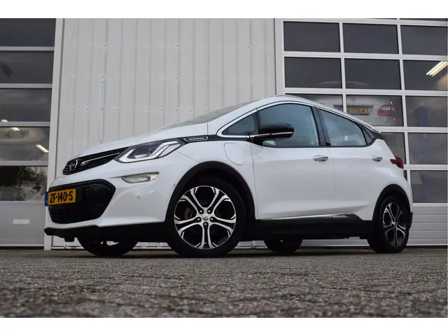 Opel Ampera-e
