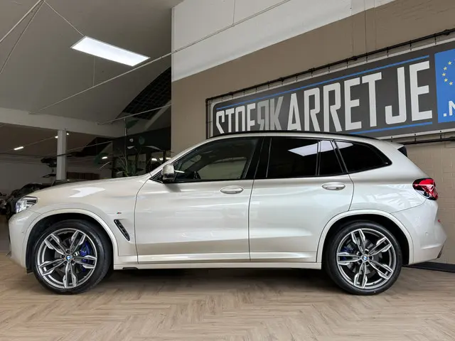 BMW X3 M40i xDrive High Executive M Sport Groot Navi | H&K | Pano | 21" | LED | HUD | Camera |