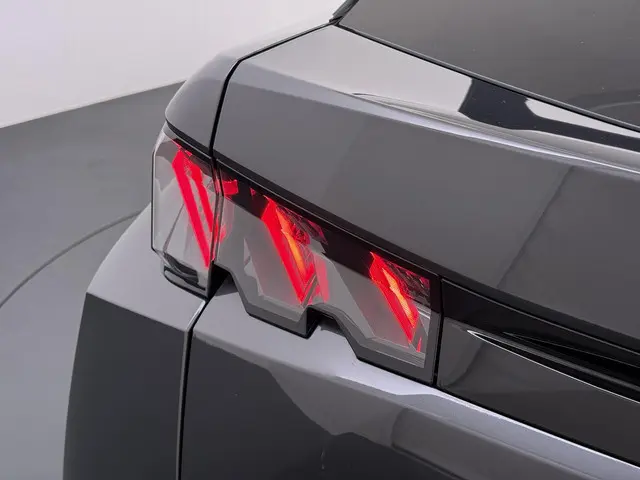 PEUGEOT E 3008 GT Avantage 210 73 kWh  | SOH 95% WARMTEPOMP | DODE HOEKCENSOR | DEALER ONDERHOUDEN |...
