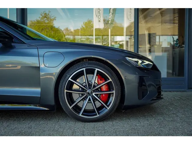 Audi e-tron GT