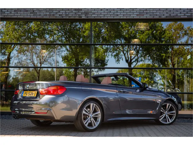 BMW 4-serie Cabrio 420i High Executive M-Sport , Keyless entry, Leer,