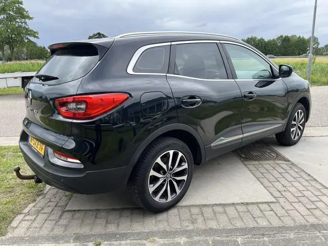 Renault Kadjar 1.3 TCe / Automaat / 140PK / Trekhaak / Leder / Stoelverw. / Parkeerhulp.A /