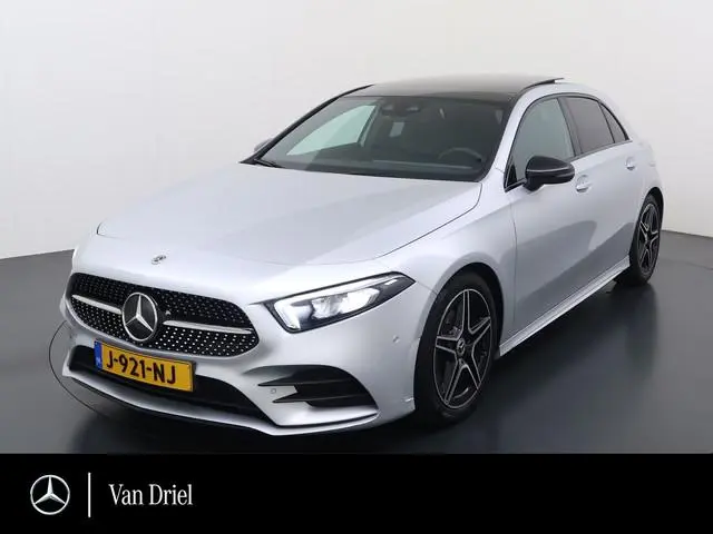 Mercedes-Benz A-klasse A 180 AMG line | Night Pano Sfeer