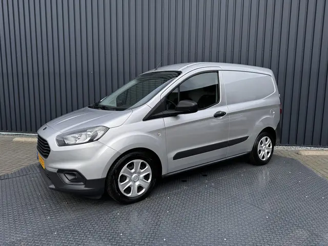 Ford Transit Courier