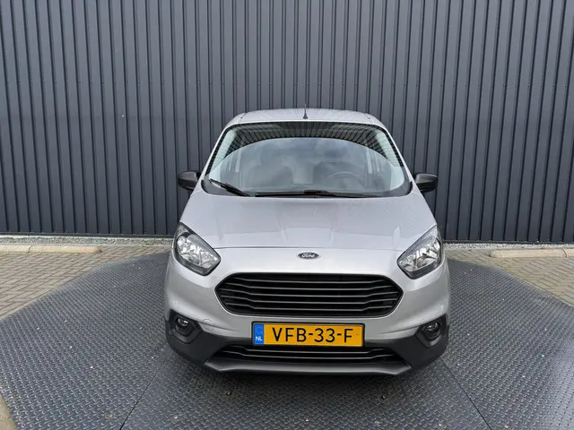 Ford Transit Courier