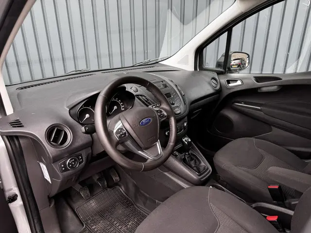 Ford Transit Courier