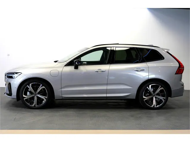Volvo XC60 2.0 T8 AWD 335kW/456pk Aut8 Recharge Ultra Dark Edition LUCHTVERING + BOWERS&WILKINS + PA...