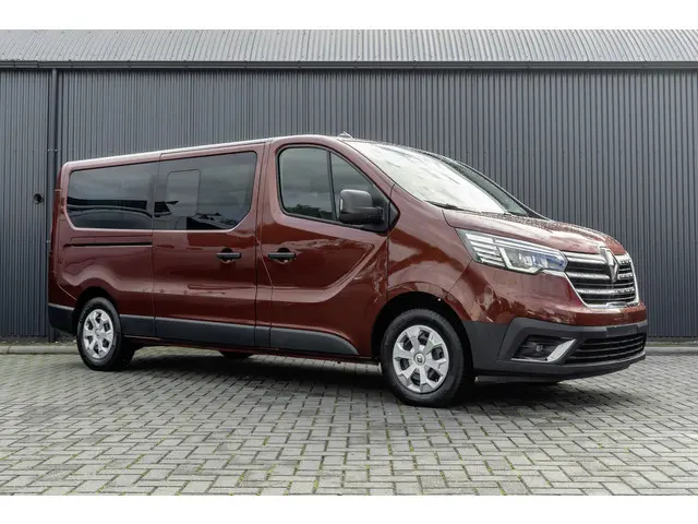 Renault Trafic Blue dCi 150PK | 9-Zits | EX BTW/BPM | LED | Camera | Navigatie | Cruise | Airco | PD...