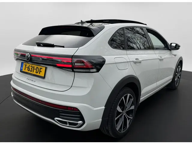 Volkswagen Taigo TSI 110PK DSG R-LINE BUSINESS IQ-LIGHT/CARPLAY/PANORAMADAK