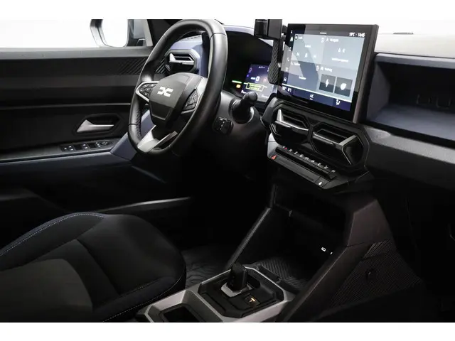Dacia Duster 1.6 Hybrid 140 Expression | LED | DAB | APPLE | CAMERA | 18"