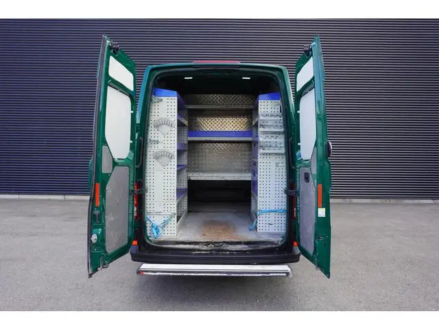 Volkswagen Crafter 140pk L3H3/L2H2 Dubbele cabine 7 persoons Apple carplay Airco kunstleder