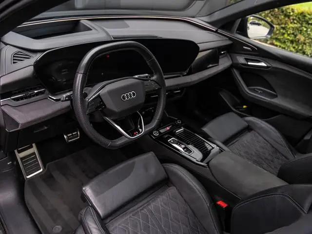 Audi Q6 e-tron