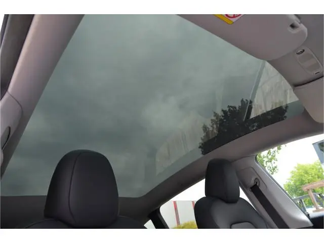 Tesla Model Y RWD 58 kWh AutoPilot3.0 Ryzen