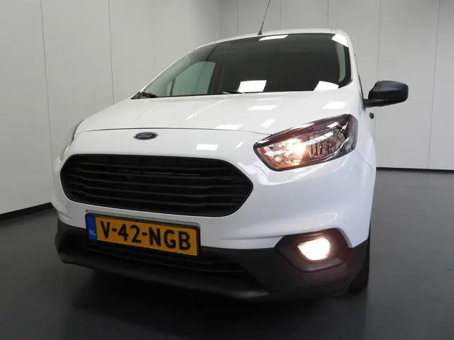 Ford Transit Courier