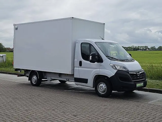 Opel Movano