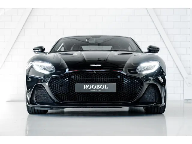 Aston Martin DBS