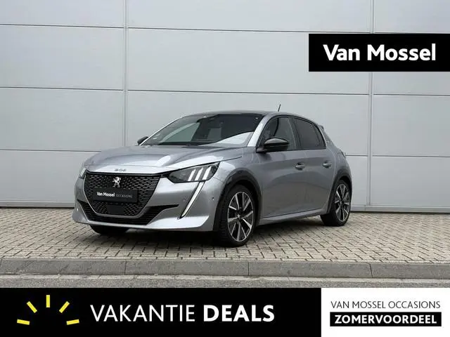 Peugeot 208 1.2 PureTech GT-Line | Panoramadak | Lederen bekleding | Stoelverwarming | Adaptieve Cru...