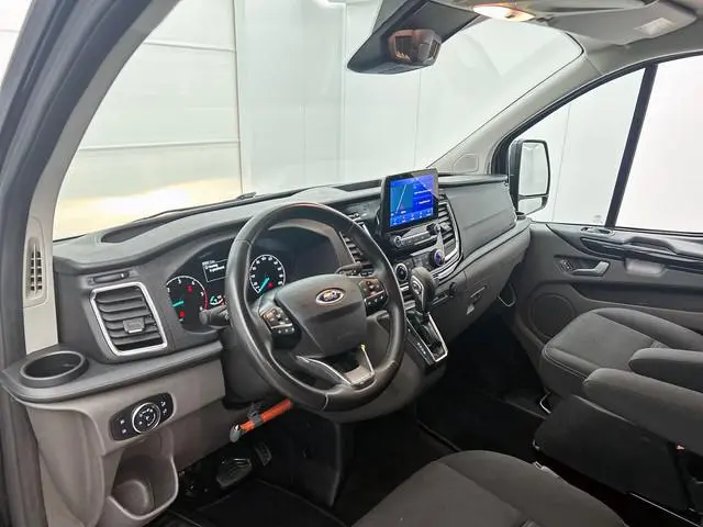 Ford Transit Custom 300 2.0 TDCI L2H1 Limited Dubbele Cabine Automaat Navigatie Airco 2 Schuifdeuren...