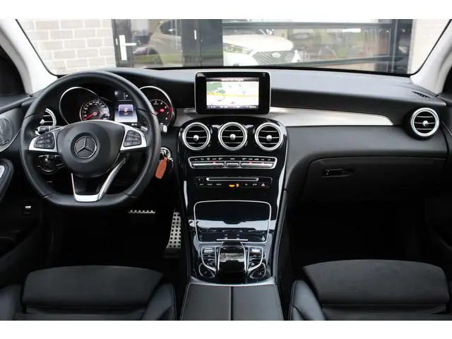 Mercedes-Benz GLC-klasse 250 4MATIC Ambition / Burmester / Trekhaak / N.A.P.