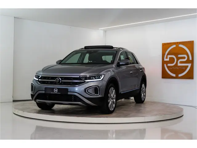 Volkswagen T-Roc 1.5 TSI Style 150PK Facelift | Pano | LED | Stoel&Stuur verw. | Carplay | Camera |...