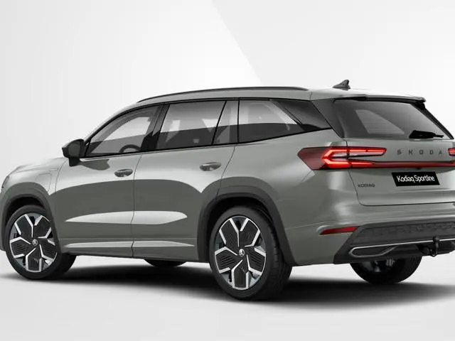 Škoda Kodiaq Sportline Business 1.5 TSI PHEV 150 kW / 204 PK | Elektrisch bedienbaar schuif-/kanteld...