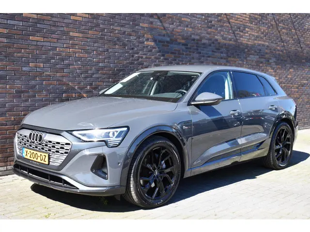 Audi Q8 e-tron