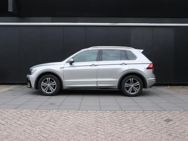 Volkswagen Tiguan 1.5 TSI R-LINE | CAMERA | ADAPT. CRUISE | NAVI | VIRTUAL COCKPIT | APPLE CARPLAY |