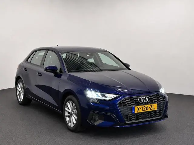 Audi A3 Sportback 30 TFSI Pro Line Navigatie Apple Carplay Android Auto Parkeersensoren achter Cruis...