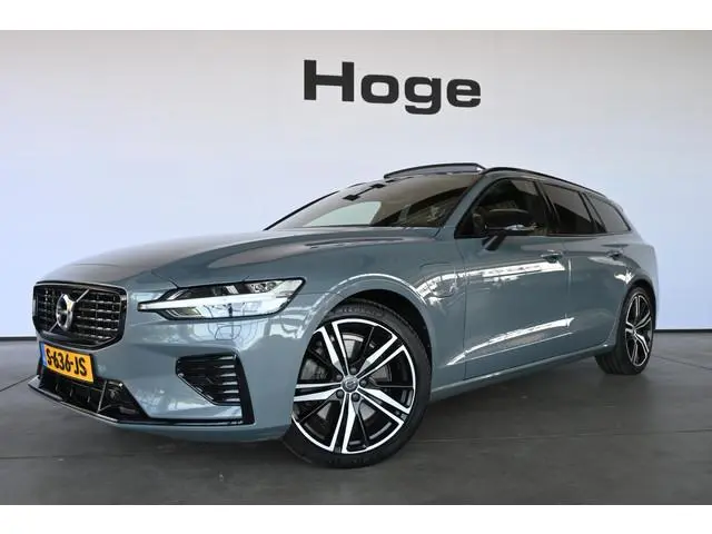 Volvo V60 2.0 T8 Plug-in hybrid AWD Plus Bright Panoramdak Stoelverwarming Carplay Led Adaptieve Cru...