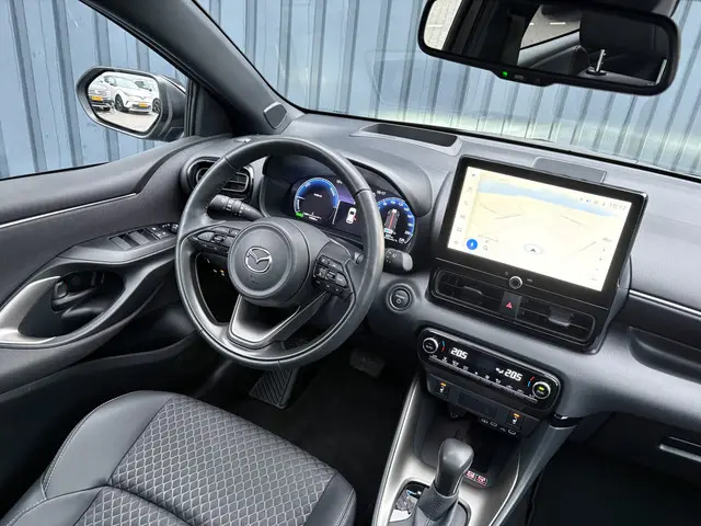 Mazda 2 Hybrid