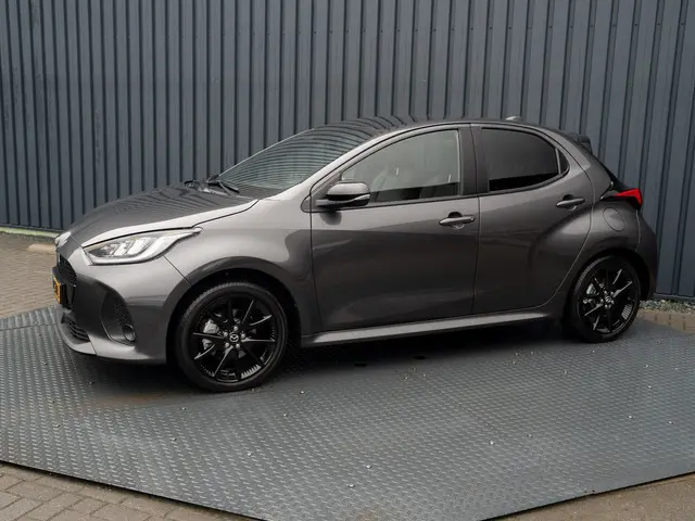 Mazda 2 Hybrid
