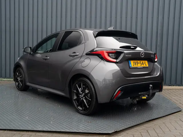 Mazda 2 Hybrid