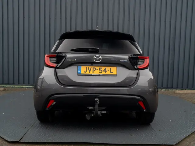 Mazda 2 Hybrid