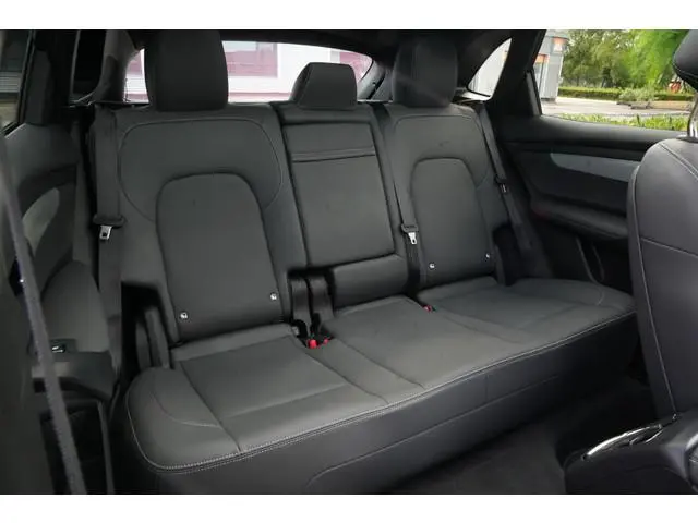 Vinfast VF 8