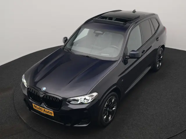 BMW iX3