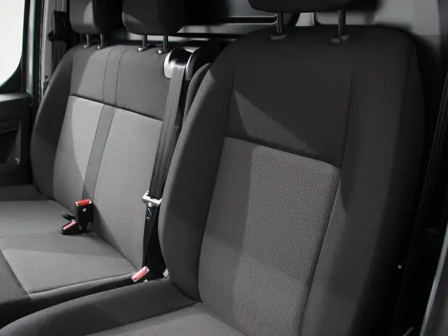 Opel Vivaro 2.0 BlueHDi 180 S&S L3 Automaat Apple Carplay /  Android Auto Parkeersensoren Trekhaak C...