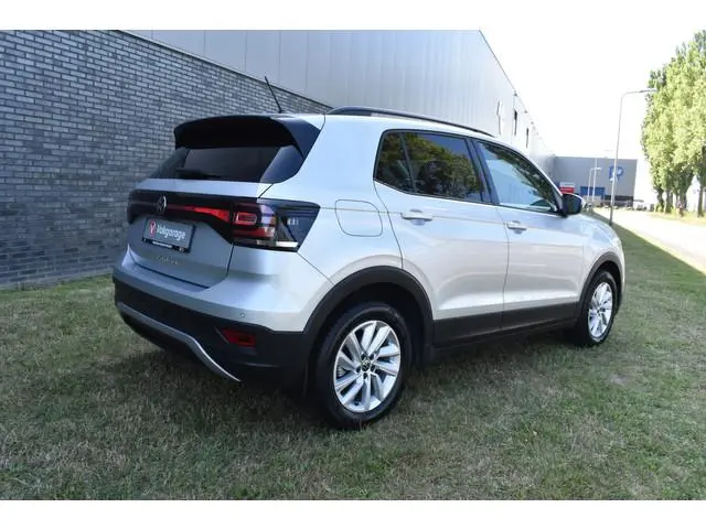 Volkswagen T-Cross 1.0 TSI Life Navigatie/CarPlay Automaat Stoelverwarming