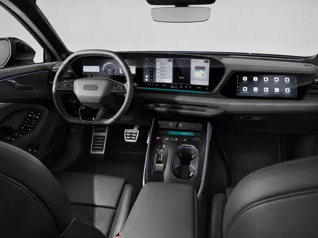 Audi A6 Avant 2.0 e-hybrid quattro S edition 299 PK · Tech plus · Glazen panoramadak · B&O premium 3...