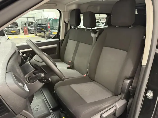 Opel Vivaro 2.0 CDTI L3H1 Dubbele Cabine Edition Automaat Airco Navigatie Trekhaak 2x schuifdeur