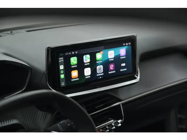 Peugeot 208 PureTech 100 Allure | 360 Camera | Dodehoekdetectie | Apple Carplay