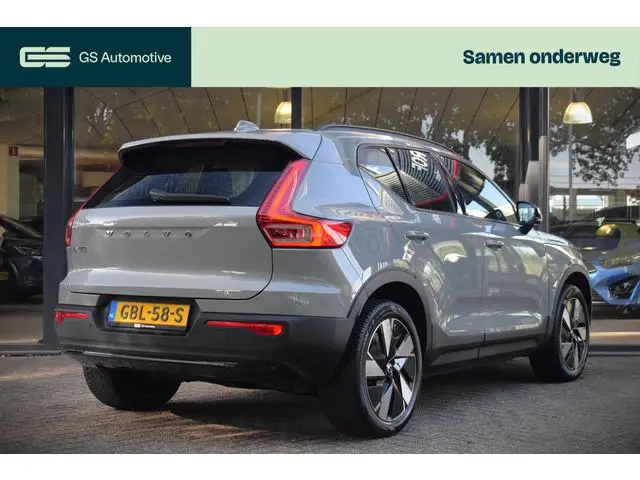 Volvo EX40 Single Motor Essential 70 kWh |98% SOH!|CAMERA|