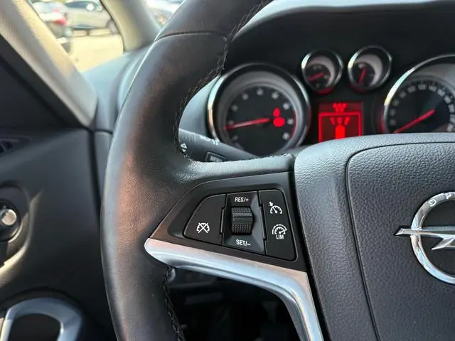Opel Zafira Tourer