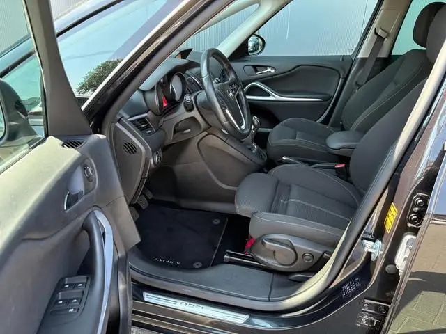 Opel Zafira Tourer