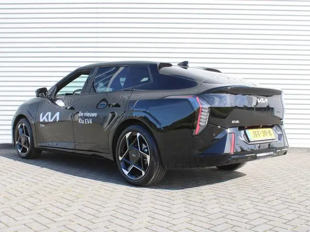 Kia EV4