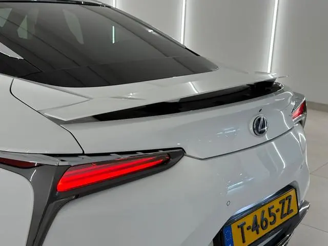Lexus LC