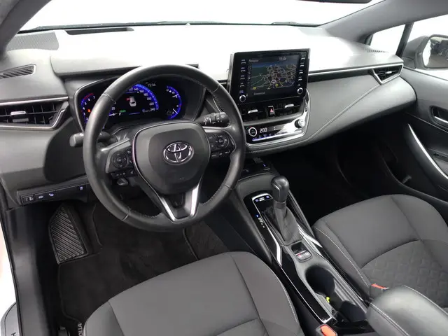 Toyota Corolla Touring Sports 1.8 Hybrid Executive Aut- Head Up, Virtual cockpit, Stoelverwarming, C...