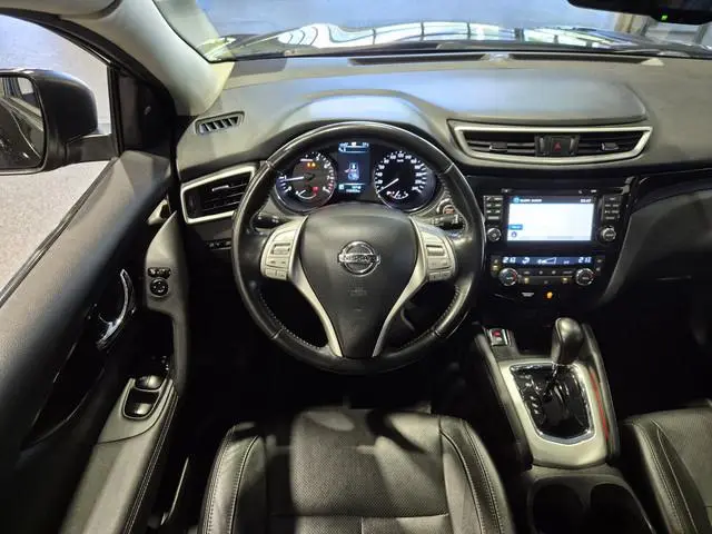 Nissan Qashqai 1.2 Tekna Navigatie | Trekhaak | Volleder | Camera