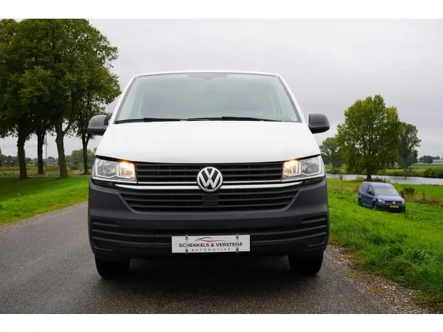 Volkswagen Transporter 2.0 TDI L2H1 28 Comfortline / 3 persoons / Airco / Airco /
