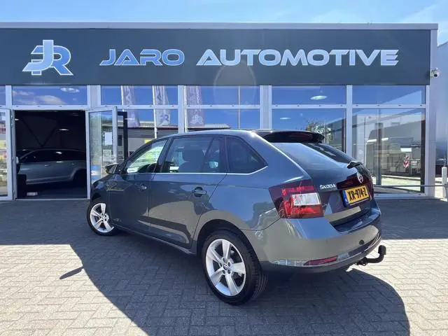 Skoda Rapid Spaceback 1.0 TSI Greentech Clever | 110 PK | AUTOMAAT | Panoramadak | Navigatie | Apple...
